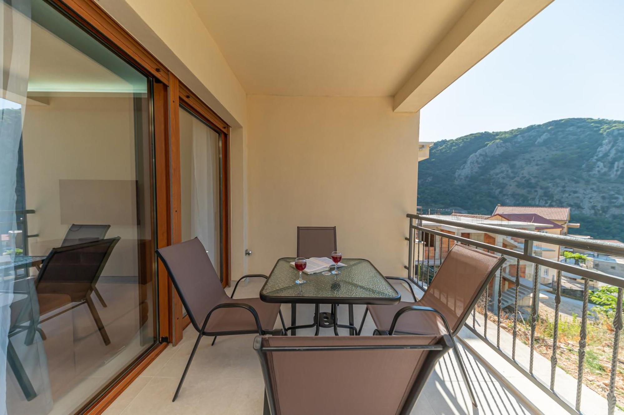 Red Hill Apartment Kotor Exterior photo