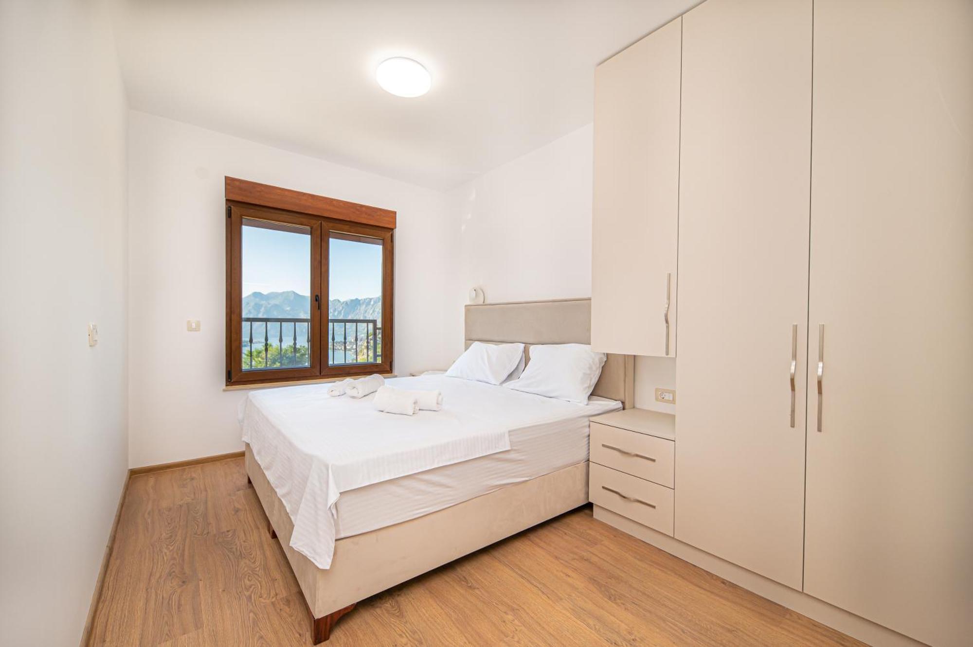 Red Hill Apartment Kotor Exterior photo